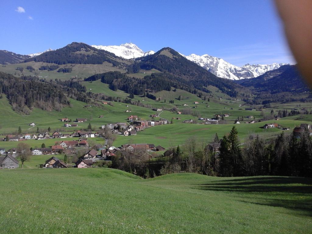 Santisblick Apartamento Urnäsch Exterior foto